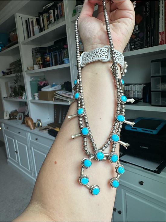 Native American Jewelry - Vintage Petite Native Made Turquoise Squash Blossom Necklace 🩵